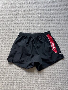 2XU Black High Rise Running Shorts